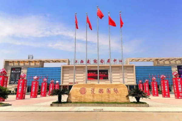 斯脉案例：某陶瓷产业集群五年从308亿元